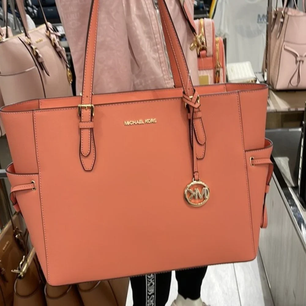 Michael Kors Gilly Large Drawstring Travel Tote Sherbert Leather - Picture 1 of 16